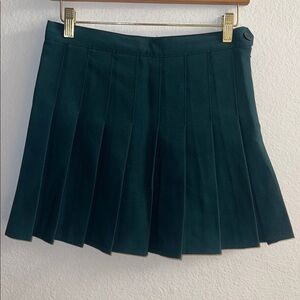 Xin Yizu Wears Jeans Dark Green Pleated Mini Skirt Size M